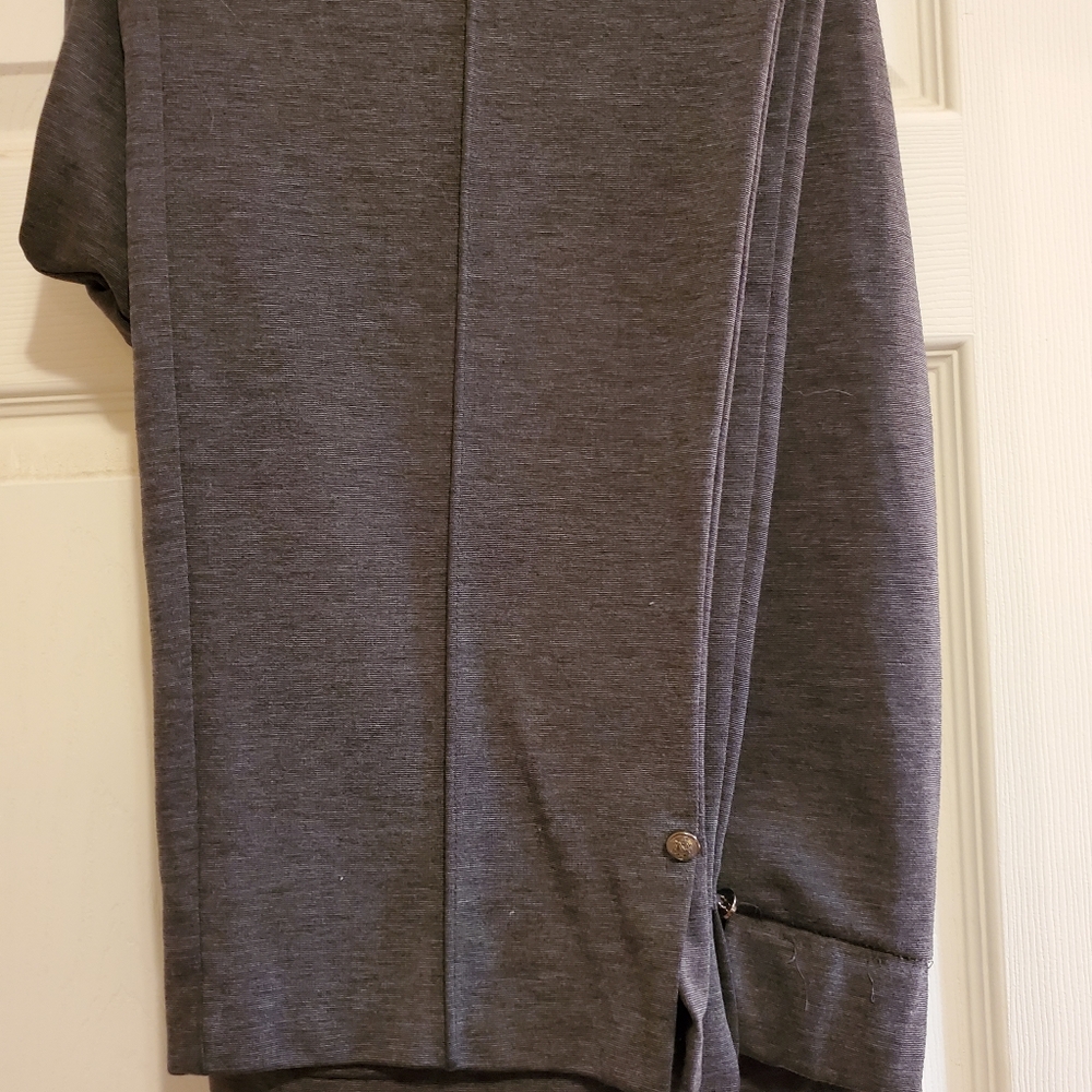 Cato Women Dark Grey Wide Elastic pants, Size 22W-24W.